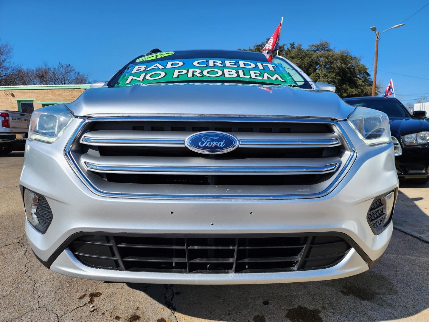 2017 SILVER Ford Escape SE (1FMCU0GD3HU) with an 1.5L L4 DOHC 16V engine, 6A transmission, located at 2660 S.Garland Avenue, Garland, TX, 75041, (469) 298-3118, 32.885551, -96.655602 - Welcome to DallasAutos4Less, one of the Premier BUY HERE PAY HERE Dealers in the North Dallas Area. We specialize in financing to people with NO CREDIT or BAD CREDIT. We need proof of income, proof of residence, and a ID. Come buy your new car from us today!! This is a Super Clean 2017 FORD ESCAP - Photo#9